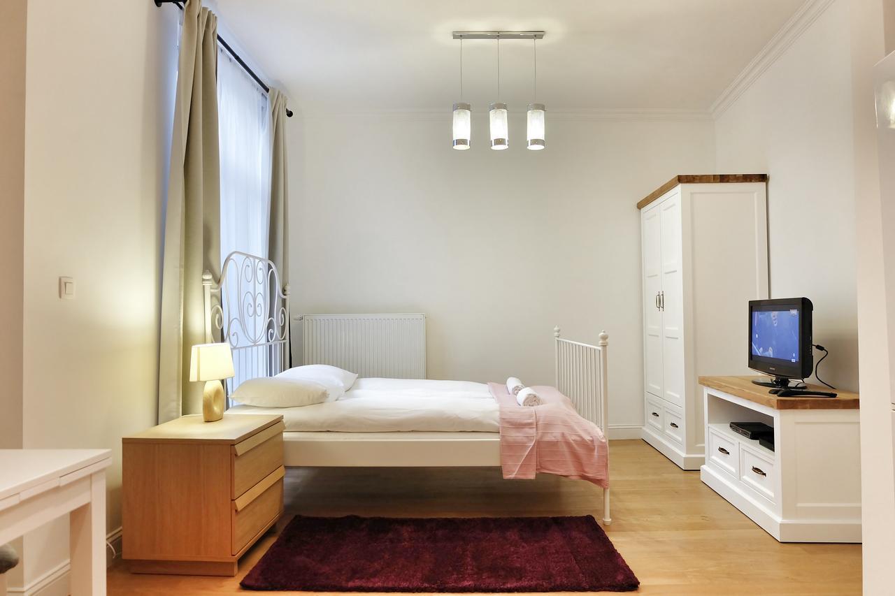 Top Spot Residence Брюксел Екстериор снимка